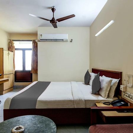 Hotel Saaket Residency Visakhapatnam Exterior foto